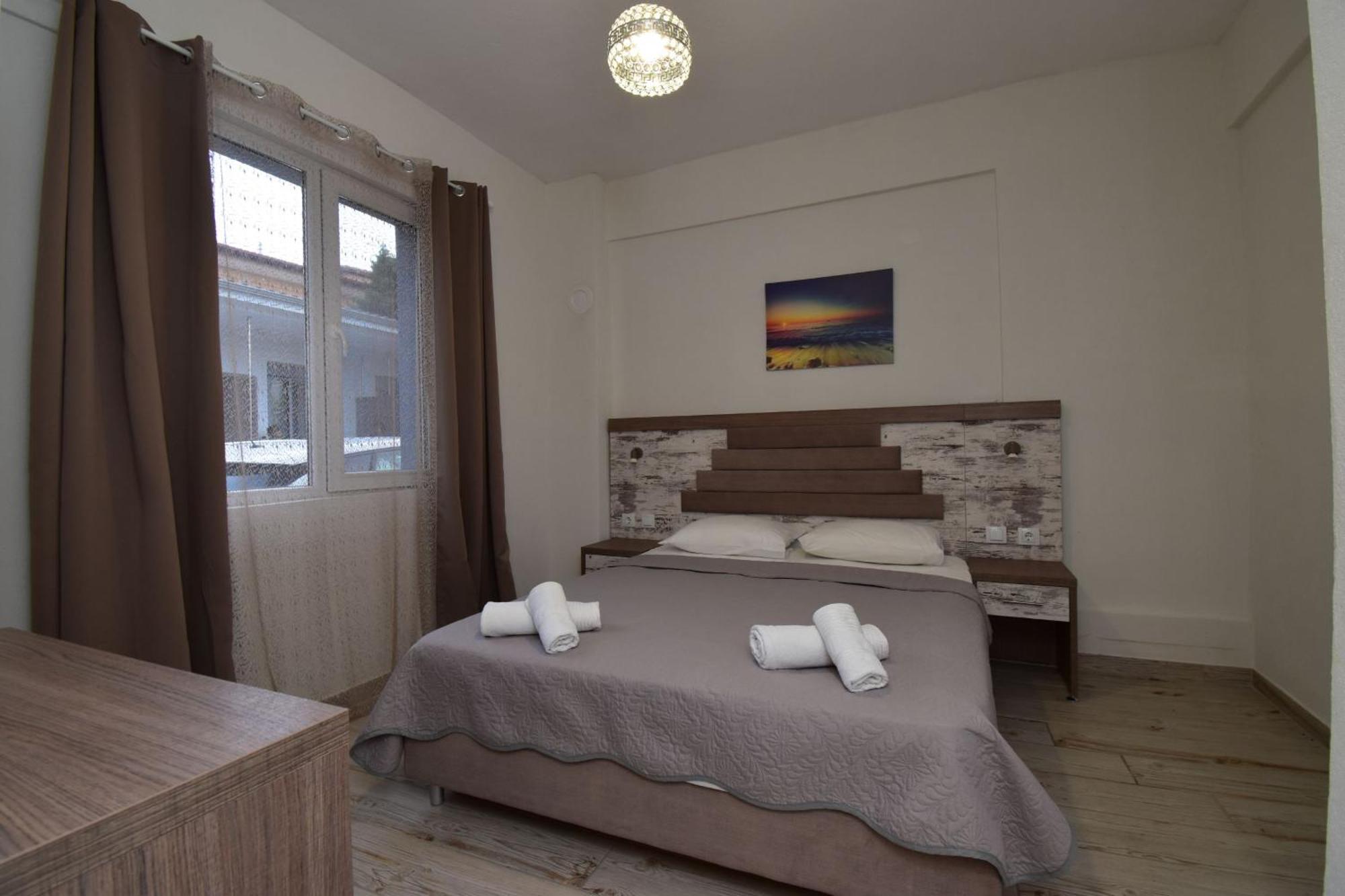 Apartments Miki Polychrono Eksteriør billede